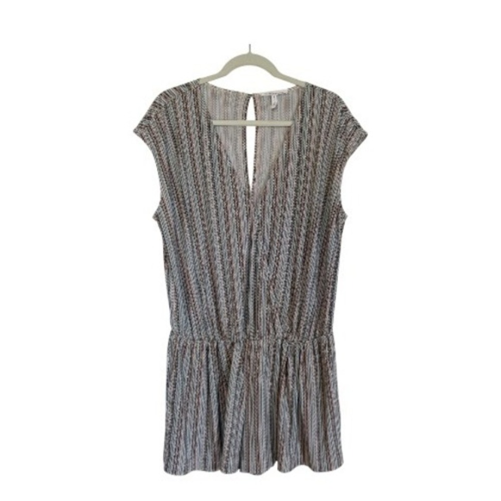 BCBGeneration Romper Womens L Multicolor Striped Surplice V-Neck Sleeveless